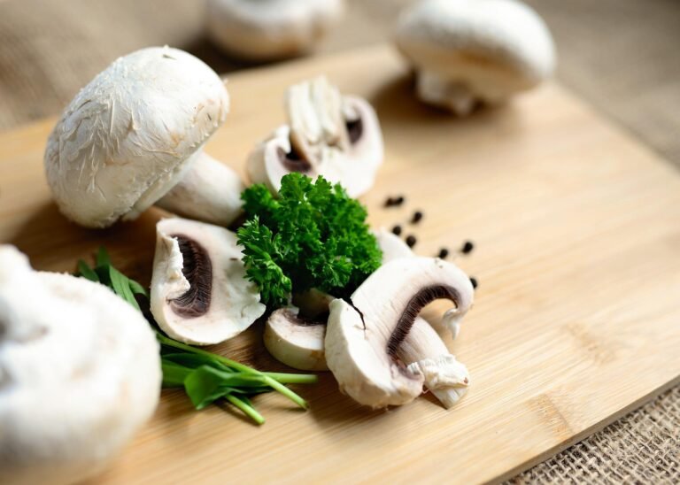 Read more about the article How To Grow Organic Mushroom at Home 